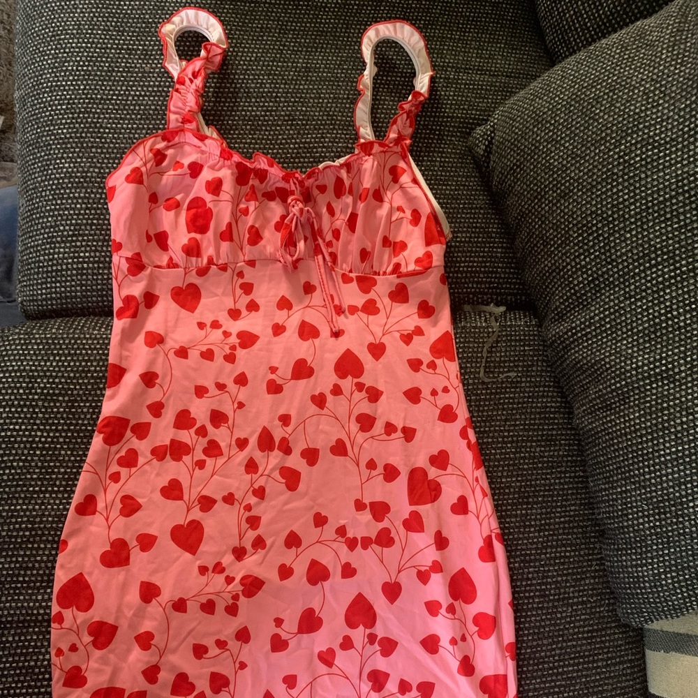 A beautiful red & pink dress.❤️💕NEVER WORN!